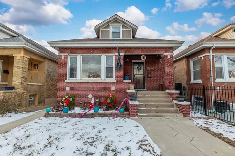 5816 S California Ave, Chicago, IL 60629