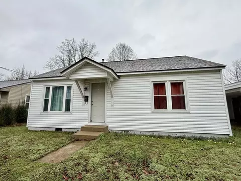 311 E 12th St, Metropolis, IL 62960