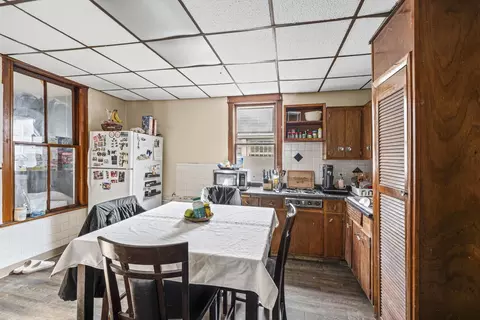 Kitchen - 2139 N Long Ave, Chicago, IL 60639 photo 8 of 10