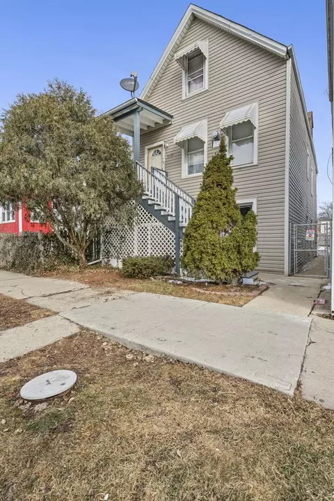 Exterior - 2139 N Long Ave, Chicago, IL 60639 photo 4 of 5