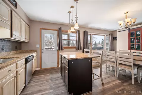 Kitchen - 921 Birchwood Dr, Sycamore, IL 60178 photo 2 of 2