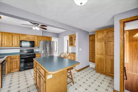 Kitchen - 606 S Main St, Eureka, IL 61530 photo 3 of 4