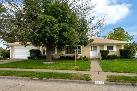 2729 Fillmore St, Davenport, IA 52804