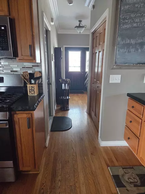 Entry Way - 3617 Peoria St, Steger, IL 60475 photo 3 of 4