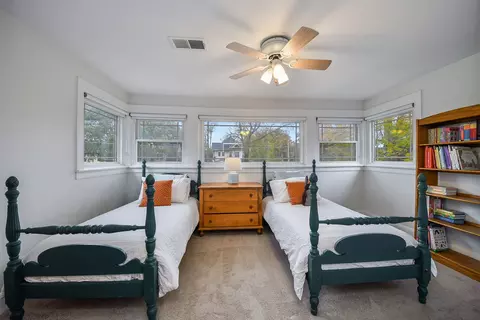 Bedroom - 522 S West St, Wheaton, IL 60187 photo 2 of 2