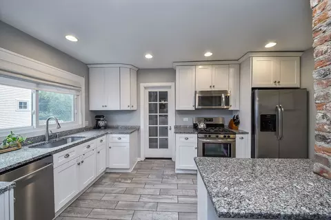 Kitchen - 522 S West St, Wheaton, IL 60187 photo 1 of 4