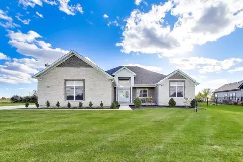 5508 Legend Dr, Yorkville, IL 60560