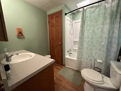 Bath - 624 W Lincolnway Rd, Morrison, IL 61270 photo 1 of 3