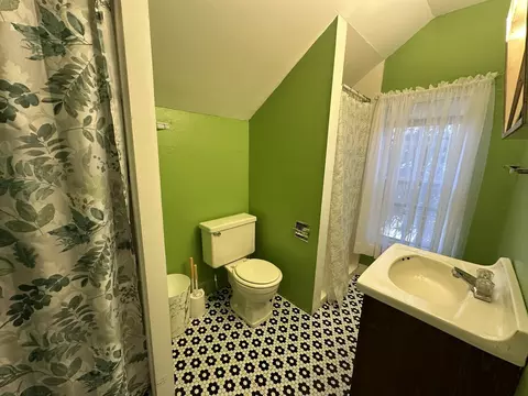 Bath - 624 W Lincolnway Rd, Morrison, IL 61270 photo 3 of 3