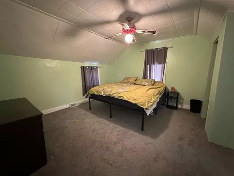 Bedroom - 624 W Lincolnway Rd, Morrison, IL 61270 photo 6 of 6