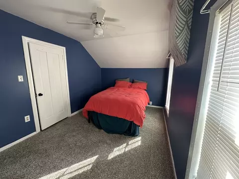 Bedroom - 624 W Lincolnway Rd, Morrison, IL 61270 photo 2 of 6