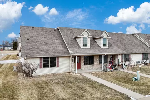 444 Celeste Cir, Blue Grass, IA 52726
