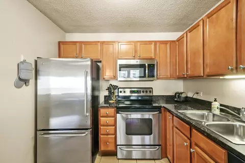 Kitchen - 30 E Huron St #5410, Chicago, IL 60611 photo 3 of 7