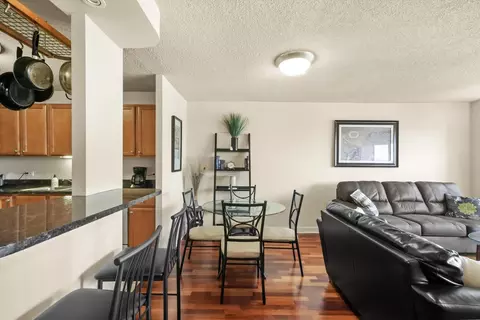 Dining - 30 E Huron St #5410, Chicago, IL 60611 photo 3 of 4