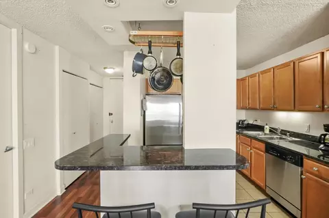 Kitchen - 30 E Huron St #5410, Chicago, IL 60611 photo 5 of 7