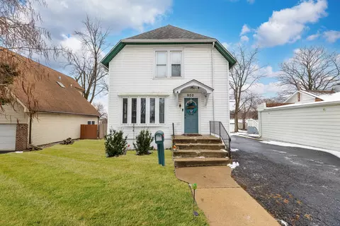 900 Croghan Ave, Joliet, IL 60436