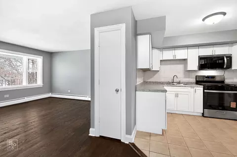 115 Dover Dr #13, Des Plaines, IL 60018 photo 6