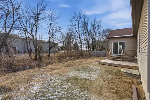 Exterior - 1812 10th Ave, Silvis, IL 61282 photo 3 of 3