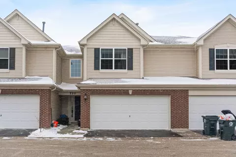 520 Silverton Dr, Grayslake, IL 60030