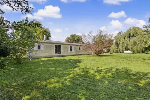 Exterior - 14 Cherry Ct, Ogden, IL 61859 photo 3 of 6