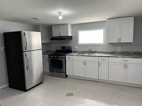 Kitchen - 28 E 157th St, Harvey, IL 60426 photo 2 of 3