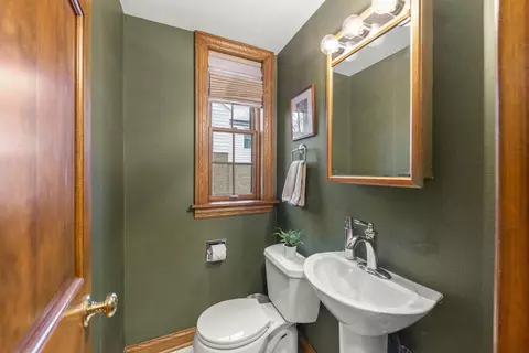 Bath - 909 S Wheaton Ave, Wheaton, IL 60189 photo 1 of 4