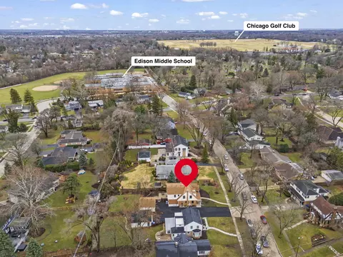 View/Area - 909 S Wheaton Ave, Wheaton, IL 60189 photo 4 of 12