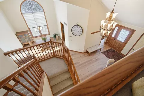 9 Spruce Ct, Bloomington, IL 61704 photo 24
