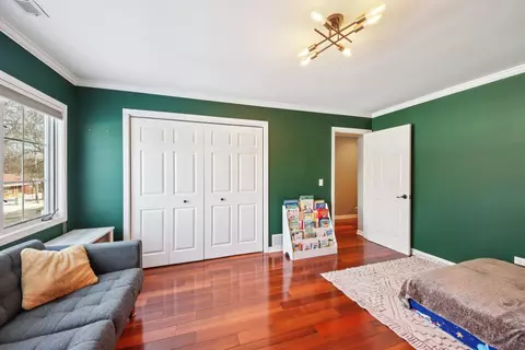 Bedroom - 301 Evergreen Ave, Mount Prospect, IL 60056 photo 4 of 5
