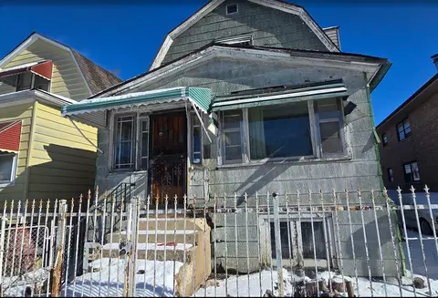 6933 S Honore St, Chicago, IL 60636