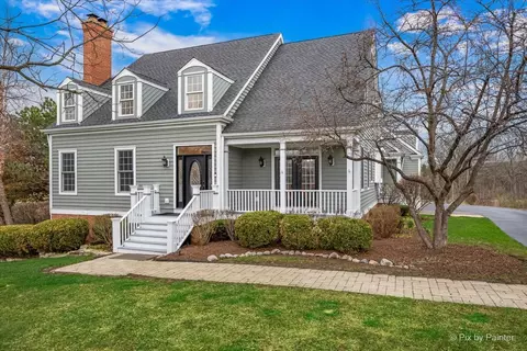 39691 Orchard Bluff Ln, Wadsworth, IL 60083