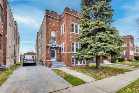 3636 Oak Park Ave, Berwyn, IL 60402