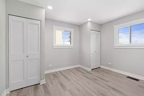 Bedroom - 475 E Merle Ln, Wheeling, IL 60090 photo 2 of 2
