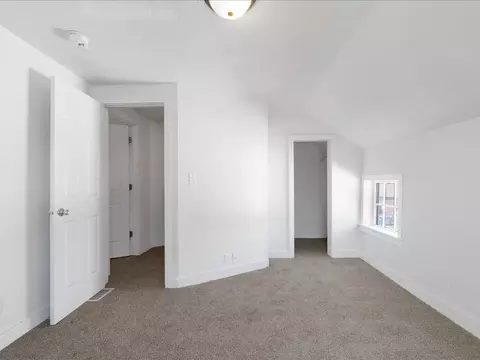 Bedroom - 1186 24th St, Moline, IL 61265 photo 3 of 8