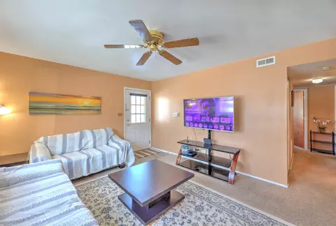 195 Mary Ct #A, Bartlett, IL 60103 photo 5