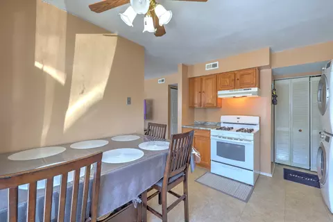 195 Mary Ct #A, Bartlett, IL 60103 photo 7