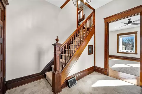 Entry Way - 11 E 3rd St, El Paso, IL 61738 photo 2 of 3