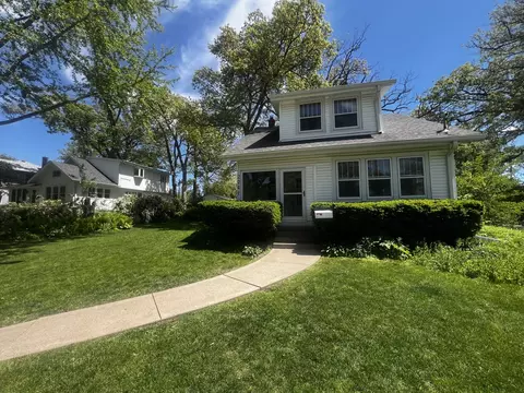 2241 26th St, Rock Island, IL 61201