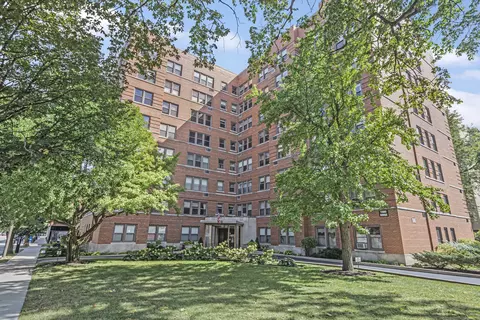 1585 Ridge Ave #502, Evanston, IL 60201