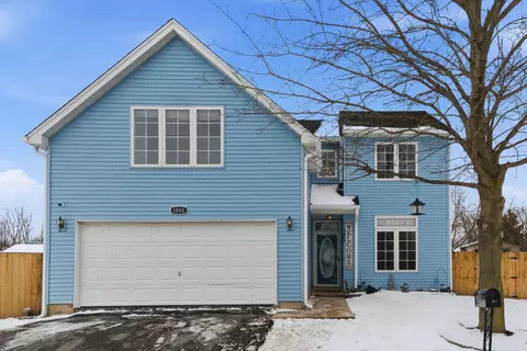 3805 Parkway Ln, Zion, IL 60099