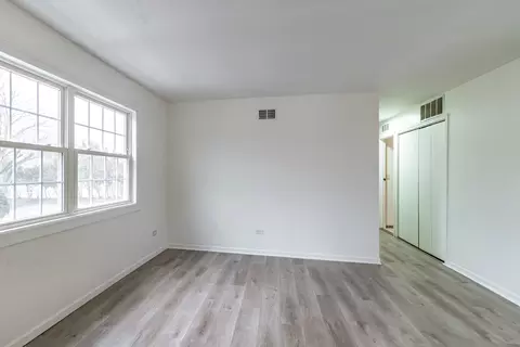 Bedroom - 1324 Alpine Ct #1324, Wheeling, IL 60090 photo 1 of 4