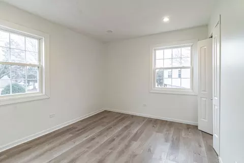 Bedroom - 1324 Alpine Ct #1324, Wheeling, IL 60090 photo 3 of 4
