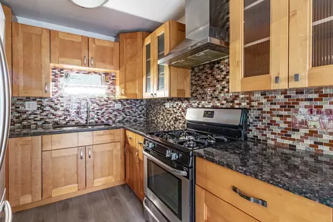 Kitchen - 1324 Alpine Ct #1324, Wheeling, IL 60090 photo 3 of 3