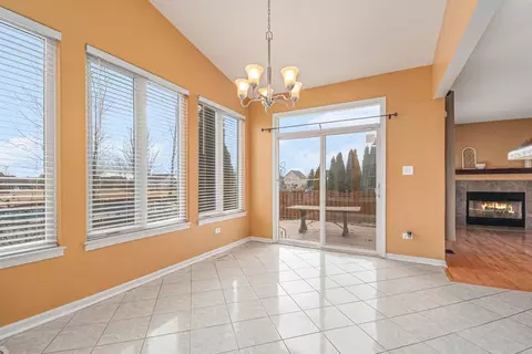 1616 Stanton Ln, Plainfield, IL 60586 photo 8
