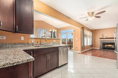 1616 Stanton Ln, Plainfield, IL 60586 photo 10