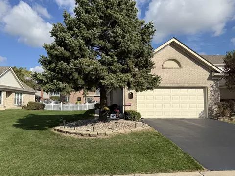 7832 Bristol Park Dr, Tinley Park, IL 60477