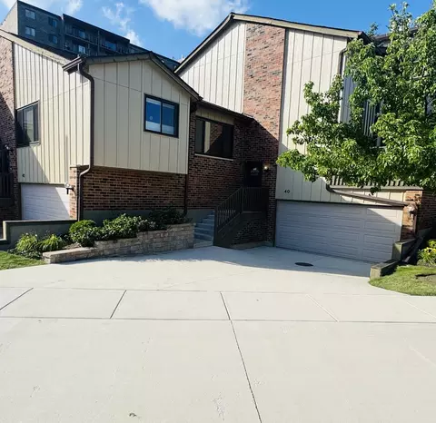 Undisclosed, Willowbrook, IL 60527