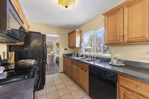 3100 Longfellow Ave, Hazel Crest, IL 60429 photo 9