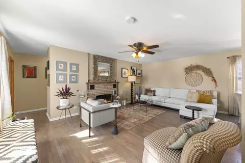 3100 Longfellow Ave, Hazel Crest, IL 60429 photo 4