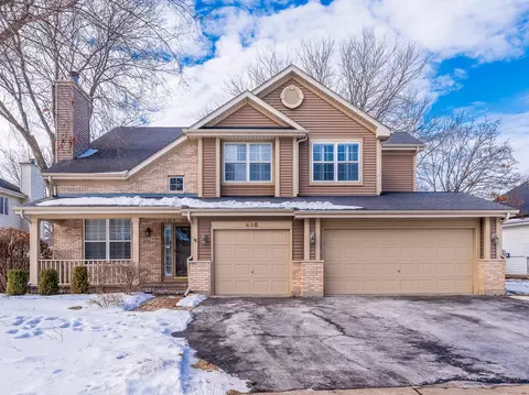 498 Capital Ln, Gurnee, IL 60031